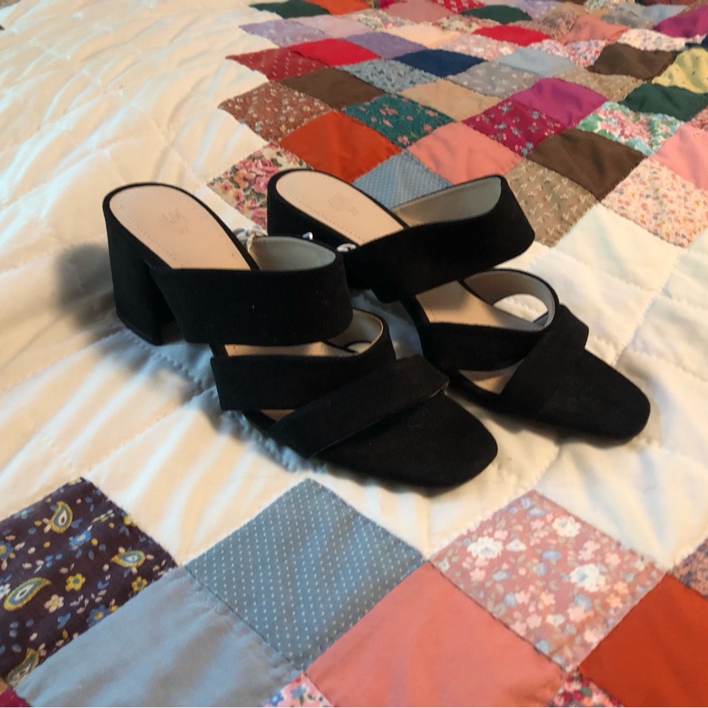 Black heels